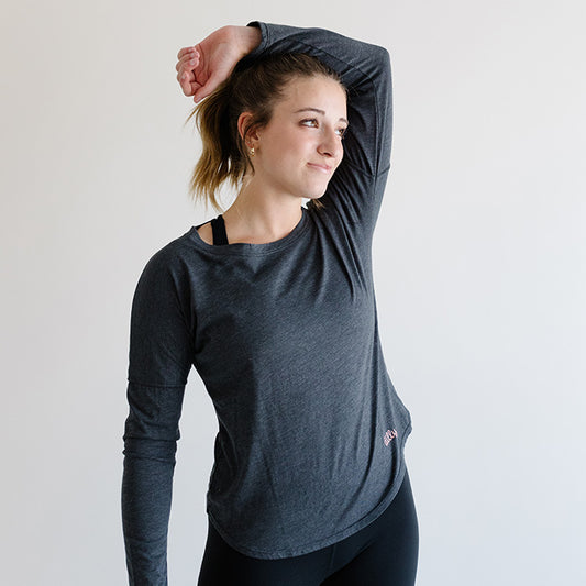 Women's Dilly Life Long Sleeve T-Shirt in Dark Heather Gray