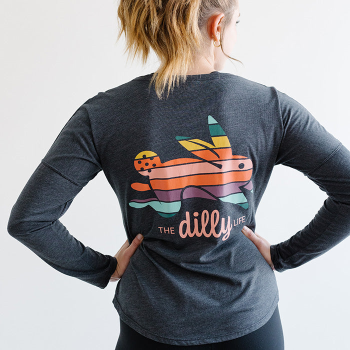 Women's Dilly Life Long Sleeve T-Shirt in Dark Heather Gray